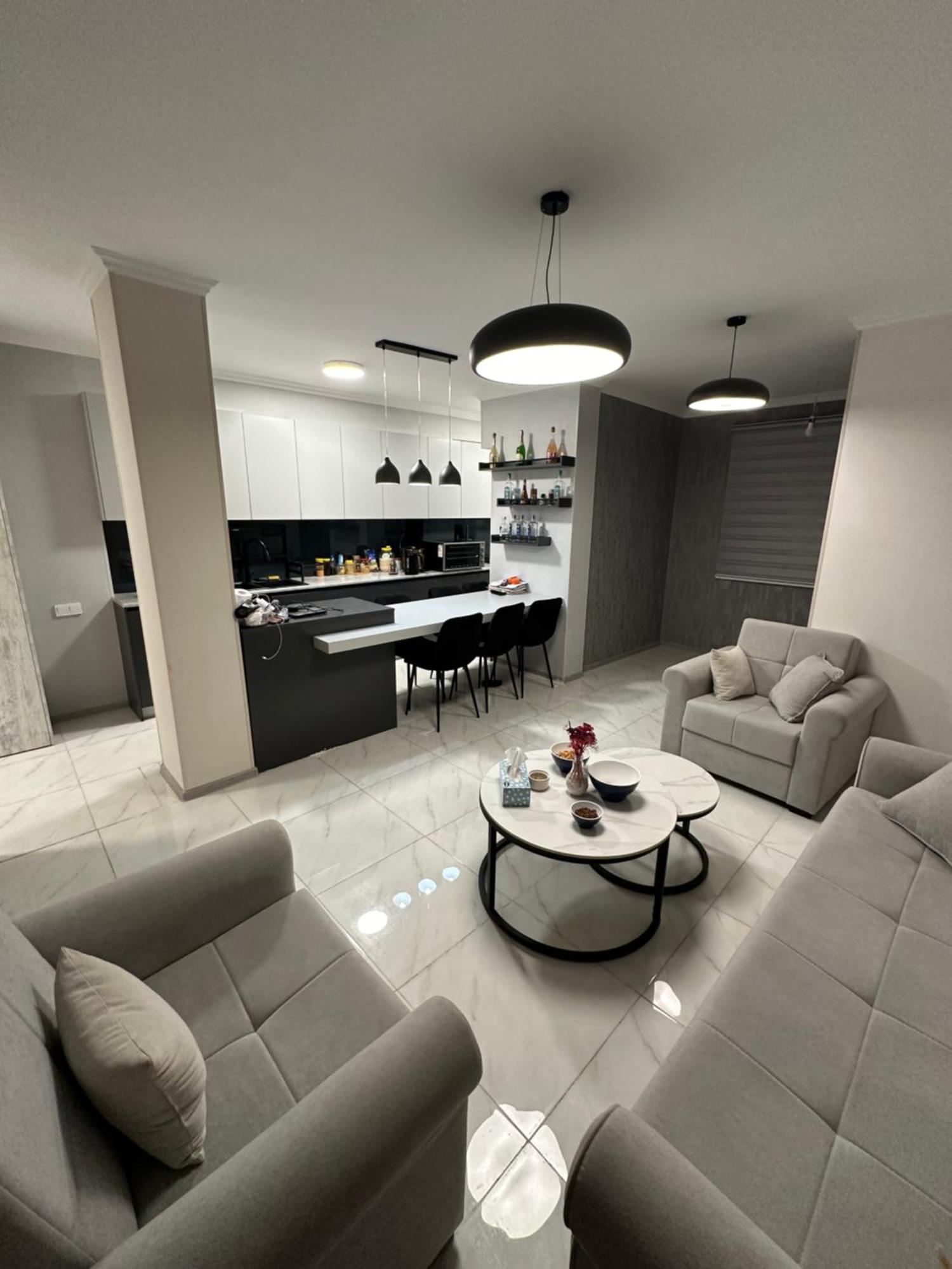 Elegant Escape In City Center Erevan Esterno foto