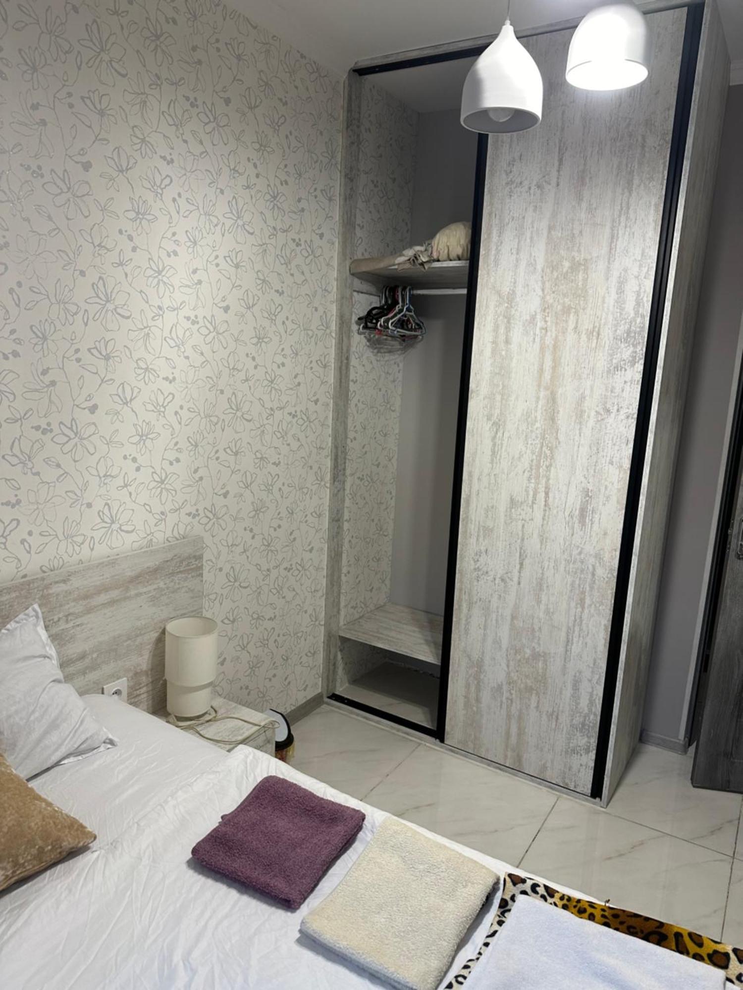 Elegant Escape In City Center Erevan Esterno foto