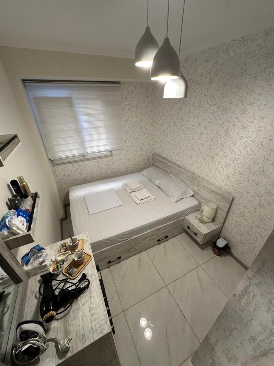 Elegant Escape In City Center Erevan Esterno foto